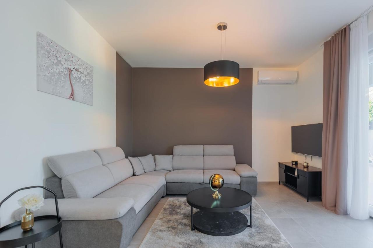 Villa Mara 브르시 외부 사진